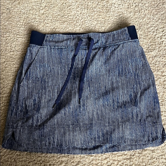 Athleta Skort- size 2 - Picture 2 of 6